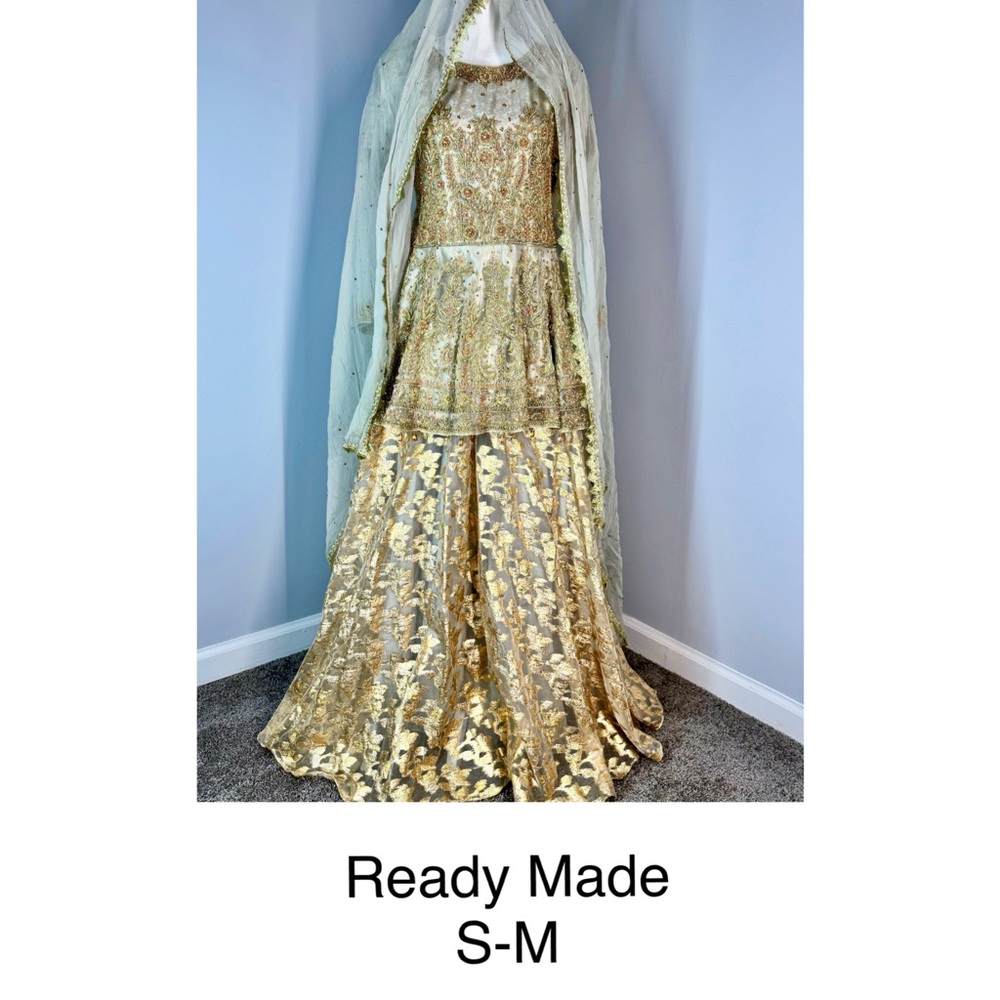 Heavy Pakistani Lehenga